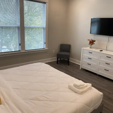 Sandy Beach 2 Bed Apt.