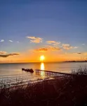 Kick off the New Year with a Birthday Beach stay! Hot tub included!