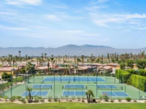 Cozy Casita in Enjoyable Coachella with AC, Fitness Room, WiFi, Peacefulness… コーチェラのホテル