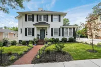 Downtown Elegant ArtBnB in The Gorgeous Historic Pettigru Neighborhood Grace Church - Downtown 주변 호텔