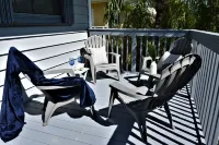 Ready Post Storms! Owner's Featured on HGTV - Mid Island - Private Beach Path
