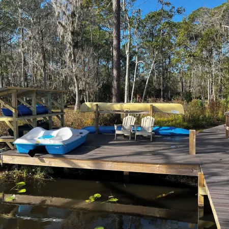 Lazy Days Lake Retreat