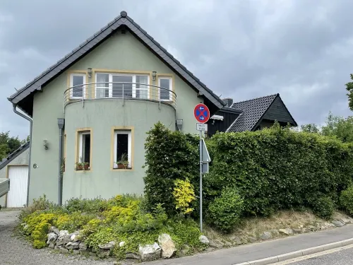 Behagliches Haus mit Kamin