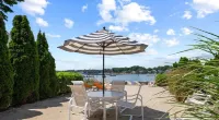 Waterfront Retreat- Private Beach & Hot Tub-July Specials Available
