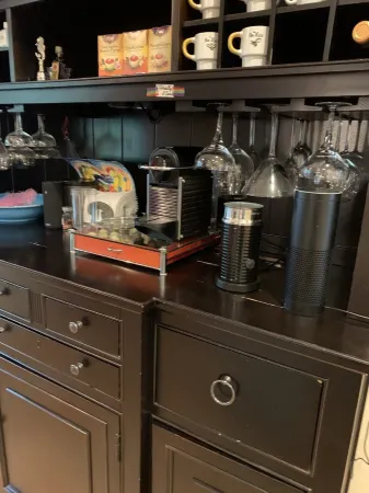 Charming 5-Bedroom Home by the Sea Отели в г. Манчестер-бай--Си