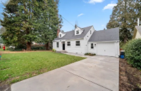 Modern Downtown Lake Oswego Home!