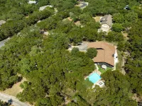 Stunning Remodeled Vacation Home in Leon Springs, San Antonio Hotels in Cross Mountain