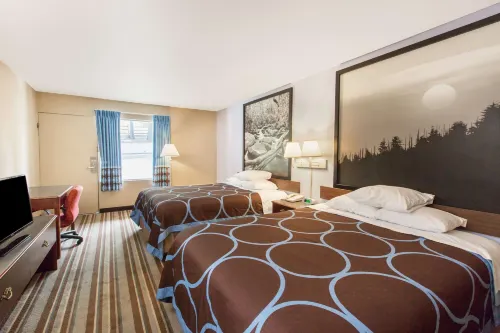 Super 8 by Wyndham Caryville TN Hotels in Campbell County