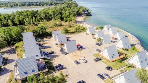 Amazing Lake Michigan Views: Completely Remodeled and Steps from Lake Michigan! Hotels in Stevensville