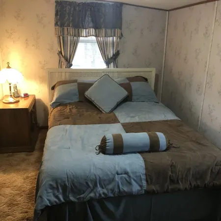Mountain Cottage near skiing, hiking fishing and all things outdoor! Отели в г. Такер