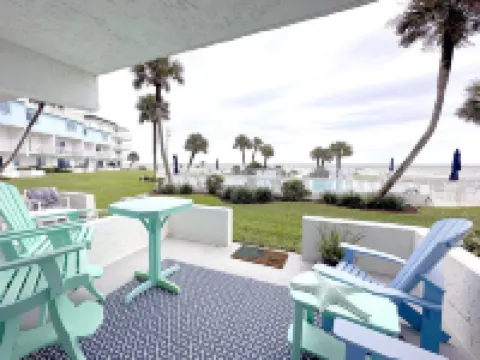 Beachfront Paradise! Private location between Flagler Beach and Ormond Beach.