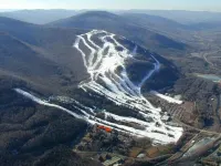 Four Seasons Luxury Mountain Retreat Next to Hiking Trails Hotels in Hunter