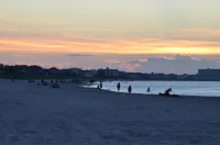 Become a Beach Bum at the Beach Bungalow - Hot Tub, Kayaks, Wi-Fi, & SAND!!!