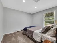 Newly Renovated Lakeview Oasis! Hotel a Star Township