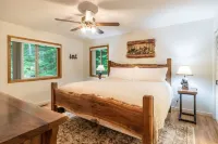 New Renovated Bathrooms! 3Br Mountain Home Near Smoky Mtns, Game Room + Fire Pit