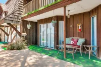 The place to be, centrally located and blocks from downtown Midland. Hotels near Pilot Travel Center