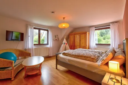 Das Ferienhaus mit Viel Platz - am Fuß des Thüringer Waldes