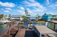 Beautiful Canal Views on Key Allegro! ~20 Flamingo~4 Bed/4 Bath