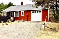 Charming  Beachouse Getaway on Historic Sunset Beach Hôtels à proximité de : Fort Stevens State Park