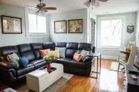 Bear House 1890, Johnson Retreat, Mins from Downtown, Perfect Luxurious Getaway!