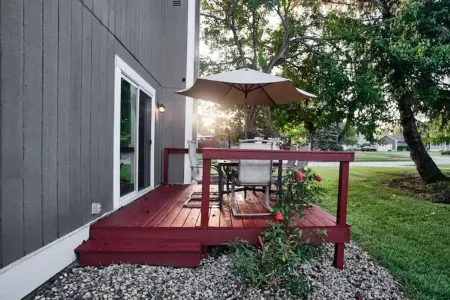 Holiday-Ready 3Br and 2BA Sleeps 9 in Fishers