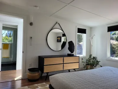 Modern Mid Century, 2 Bedrooms 2 Baths in West End with Parking