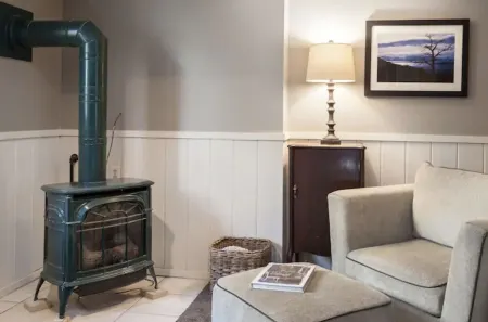 Broad Street Studio-LOCATION! walk to town