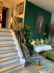 The Breathtaking Gallery, 2be/2ba, pet friendly, near O’Hare