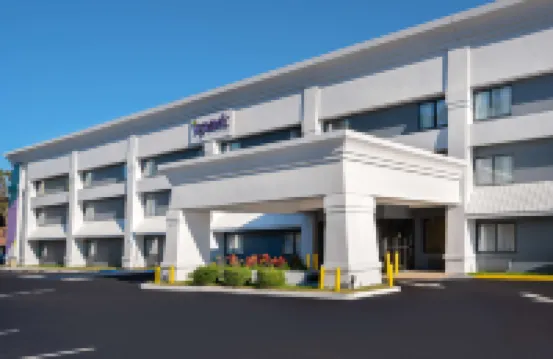 Spark by Hilton Savannah Midtown Hotels near Hunter Golf Course