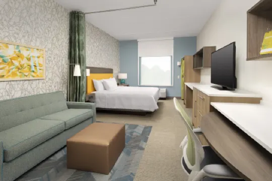 聖奧古斯丁 I-95 號公路希爾頓惠庭酒店