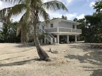 BAYFRONT HOUSE IN GRASSY KEY/MARATHON