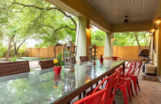 Luxury Austin Retreat for Families & Groups, Pool + Spa, Sleeps 15