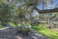 The Butterfly House- Malibu Hillside Retreat Under the Stars