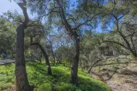 The Butterfly House- Malibu Hillside Retreat Under the Stars