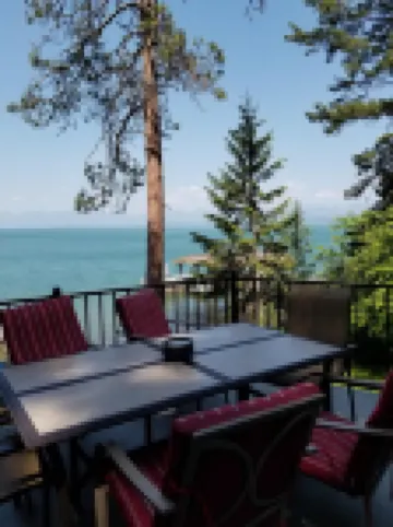 Private Flathead Lake House with unobstructed views into Glacier Park