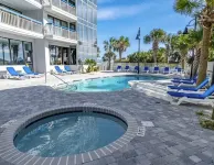 Beach, HotTub, IndoorPool, Full Kitchen, KingBed, LargeBalcony, Desk, Fast WiFi