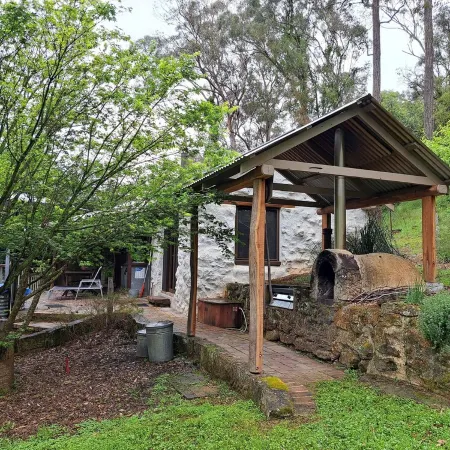 Barakee Creek - The Old Shack