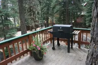 Single Story home in Incline Village w/game room, close to skiing!