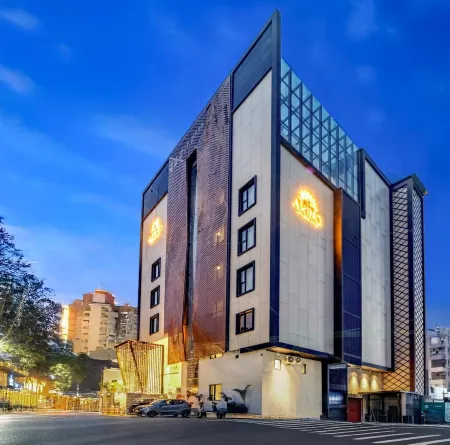 Akino Luxury Отели в г. Серайкела Харсаван