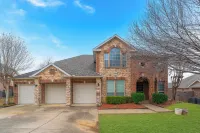 Modern Grand Prairie Retreat w/ Pool • Game Room • -10 Min to Stadiums & More