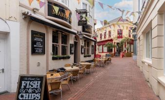 Upper Rock Brighton Apartments