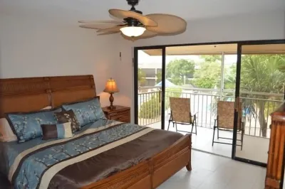 Time to Chill - 3/3 Kawama Townhouse with Kayaks & Bicycles Included Hotels in der Nähe von Key Lime Products