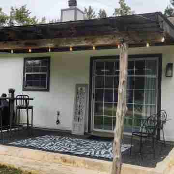 DRIP DROP INN - Stylish Hill Country Home in the Heart of Dripping Springs Hotel Exterior