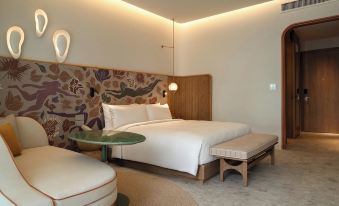 The Standard, Pattaya Na Jomtien