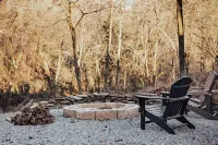 The Durr House at Pea Level, historic home on beautiful Corn Creek. Hotels in Wetumpka