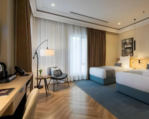 Marlo Hotel Hotels near Salam Mall