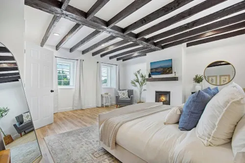 King Bed, Cozy Patio Fire-Pit Area
