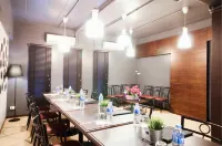 Coco Hotel Hotels in Samut Prakan