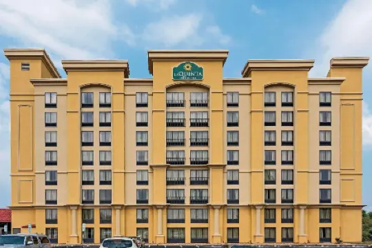 MainStay Suites Conover-Hickory