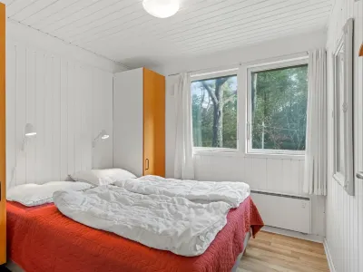 "Poul" - 1.9km from the sea Hotels near St. Enders Kapel